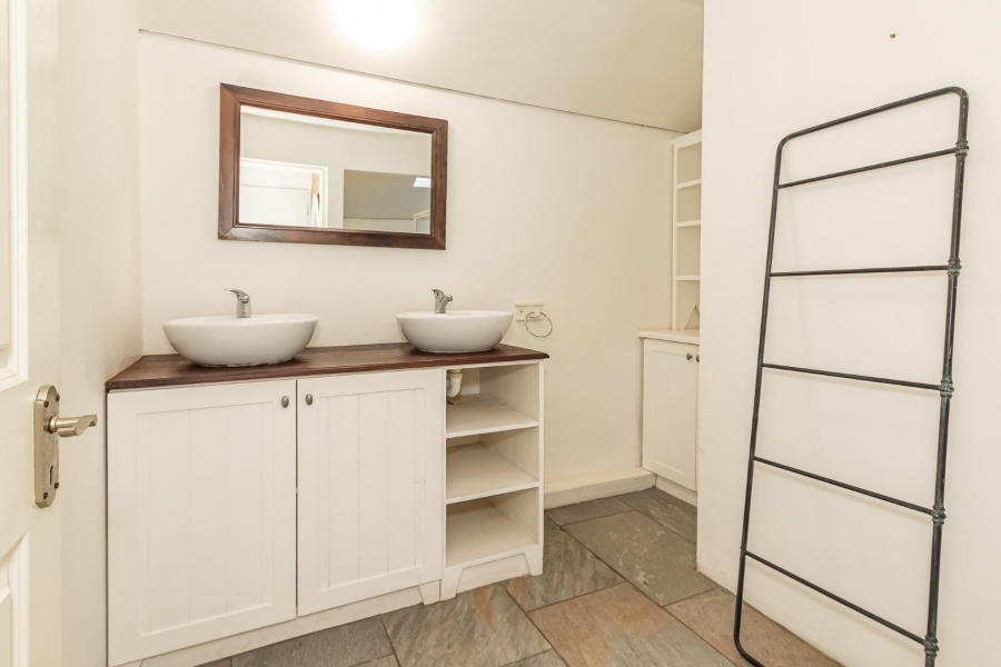5 Bedroom Property for Sale in Tokai Western Cape